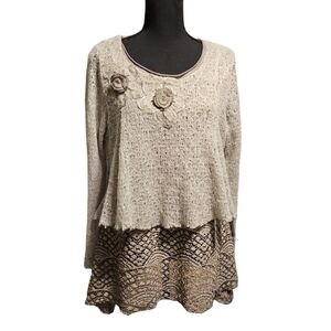 Radzoli Grey Layered Sweater w/Lace, Floral Accenting 95% Acrylic 5%Polyester S